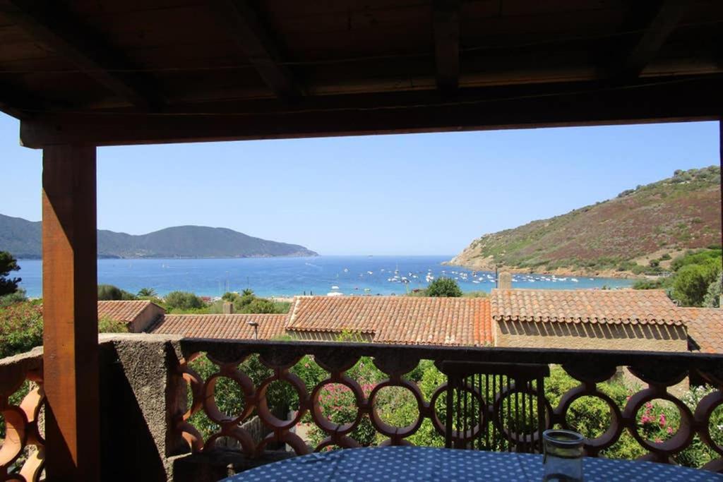 Demi Villa A 150M De La Plage Avec Vue Sur Mer 아피에토 외부 사진